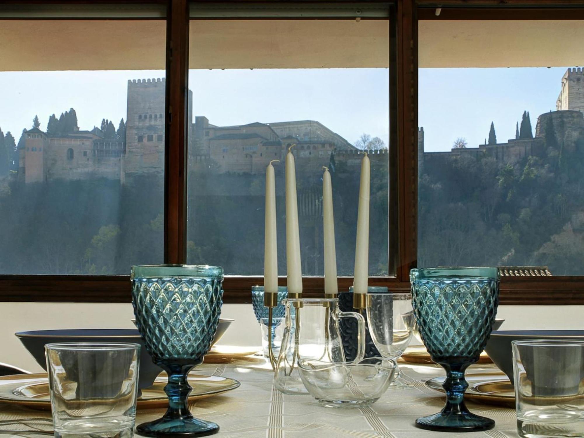 Chezmoihomes Alhambra Penthouse 2 Private Terraces Apartamento