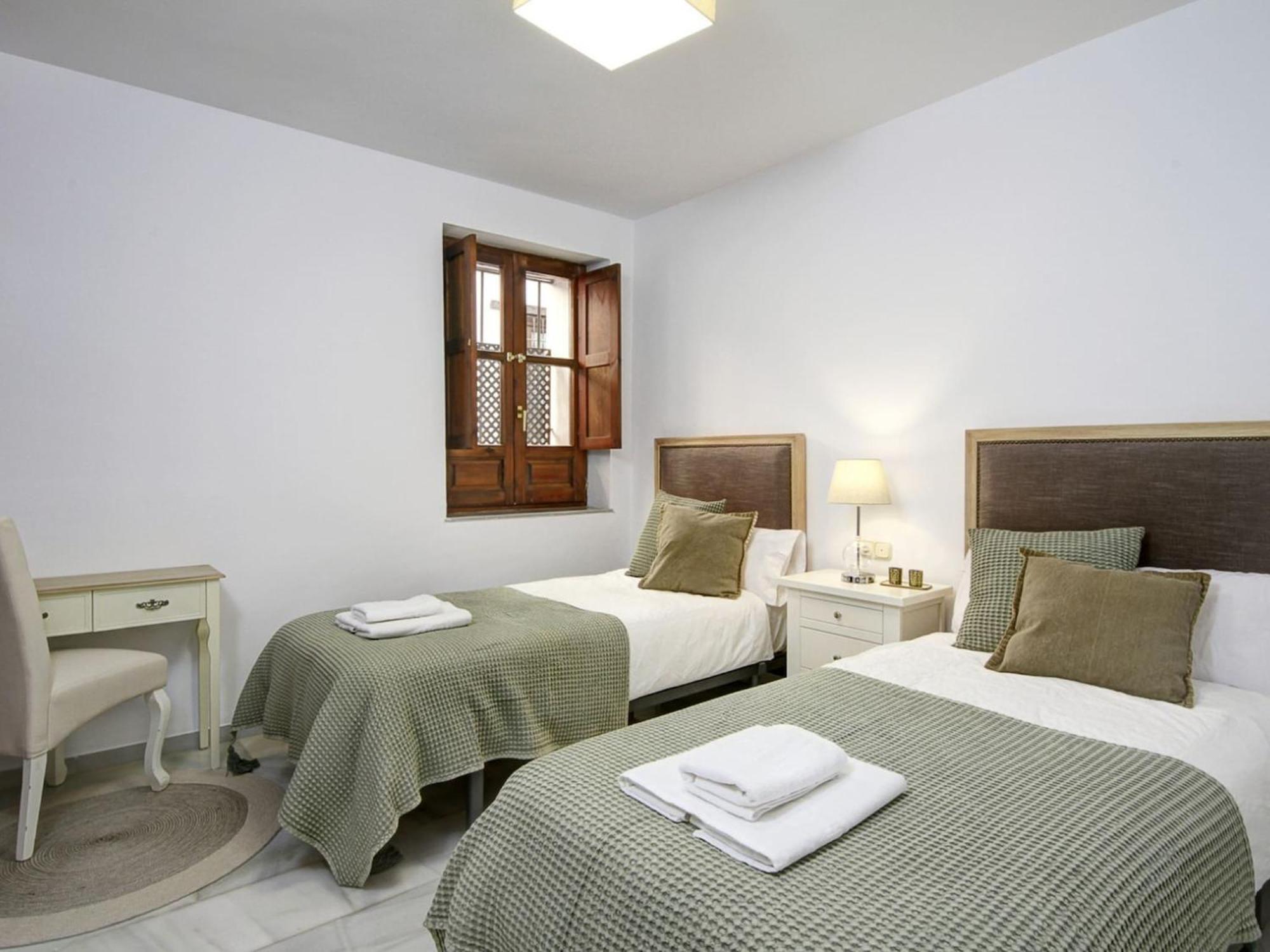 Chezmoihomes Alhambra Penthouse 2 Private Terraces *